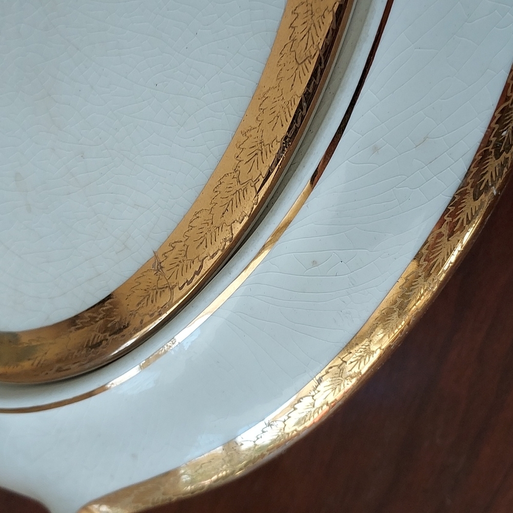 Saxon China 18k gold 6090g covered dish Vintage ivory gold leaf 🌿 trim cira1915 - Picture 3 of 16